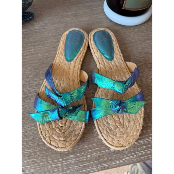 Alexandre Birman Clarita Iridescent Leather Flat Sandals Size 39/8.5 - Picture 4 of 7